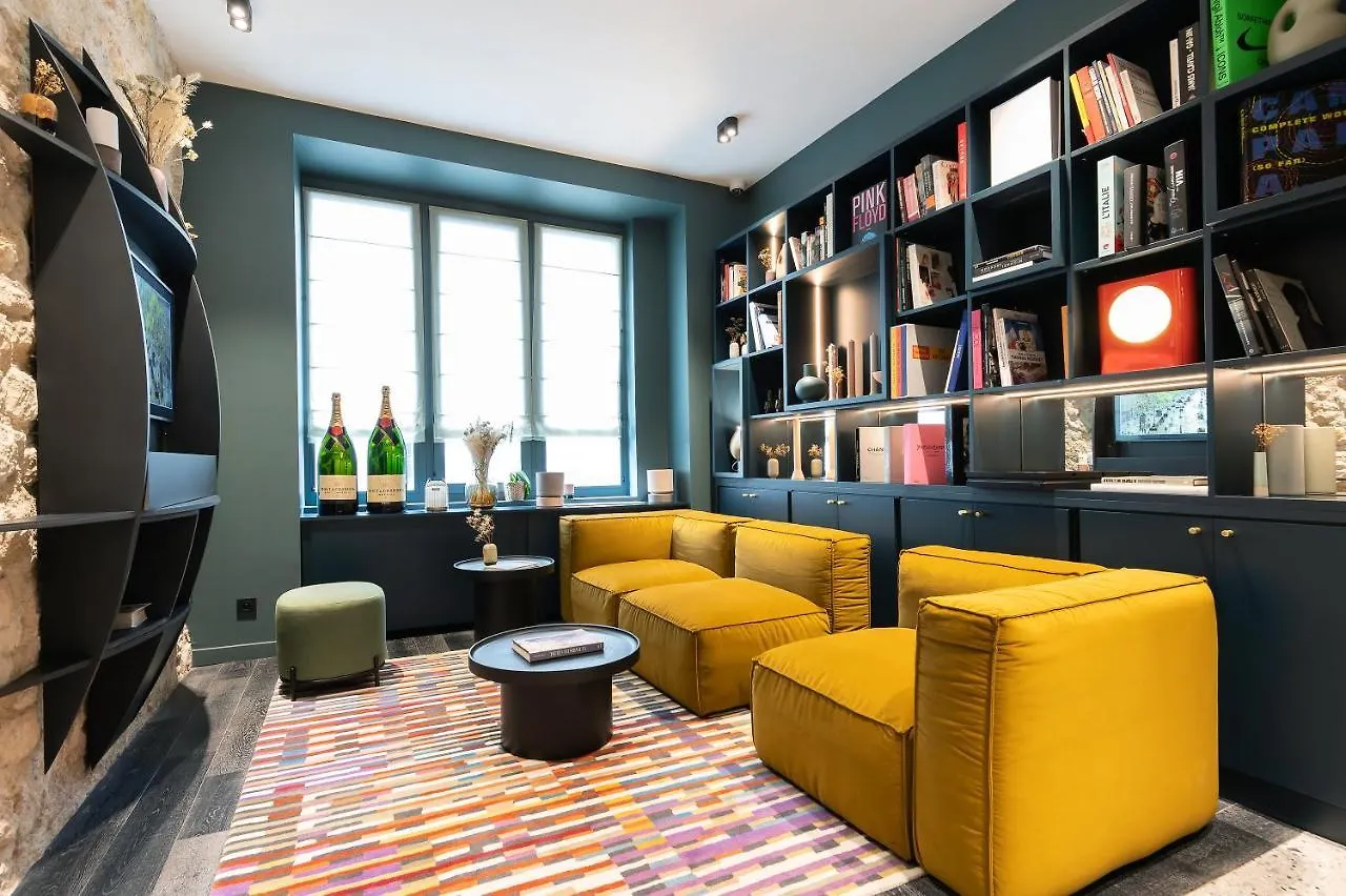 Hotel Amoi 4*