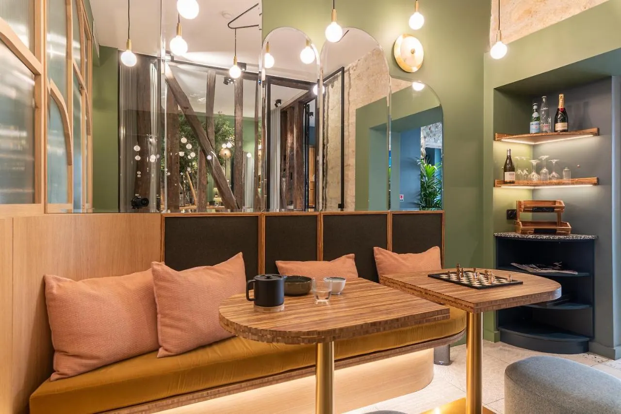 Amoi Paris